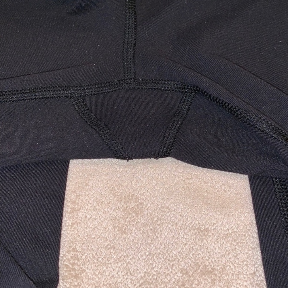 Lululemon Crops - Picture 5 of 5